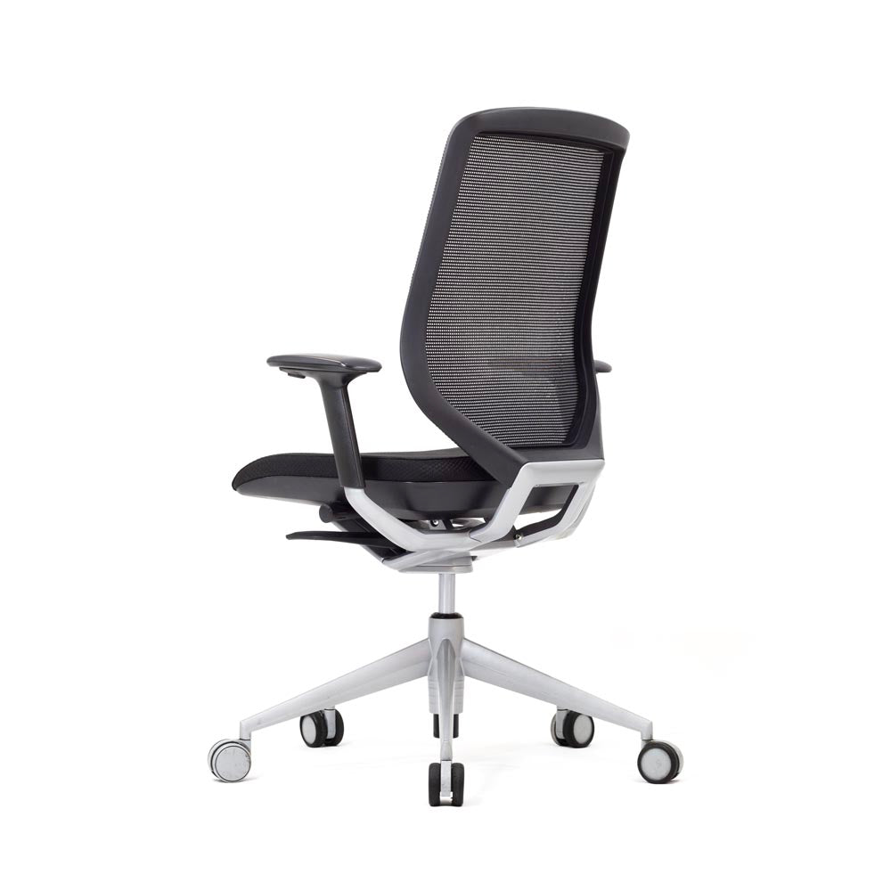 <tc>Actiu</tc>: Chaise de travail Trim avec accoudoirs - Reconditionnée