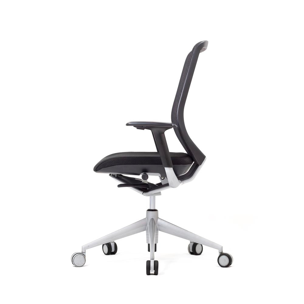 <tc>Actiu</tc>: Chaise de travail Trim avec accoudoirs - Reconditionnée