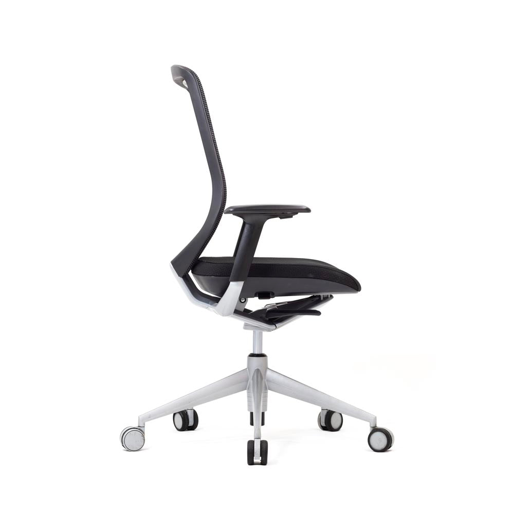 <tc>Actiu</tc>: Chaise de travail Trim avec accoudoirs - Reconditionnée